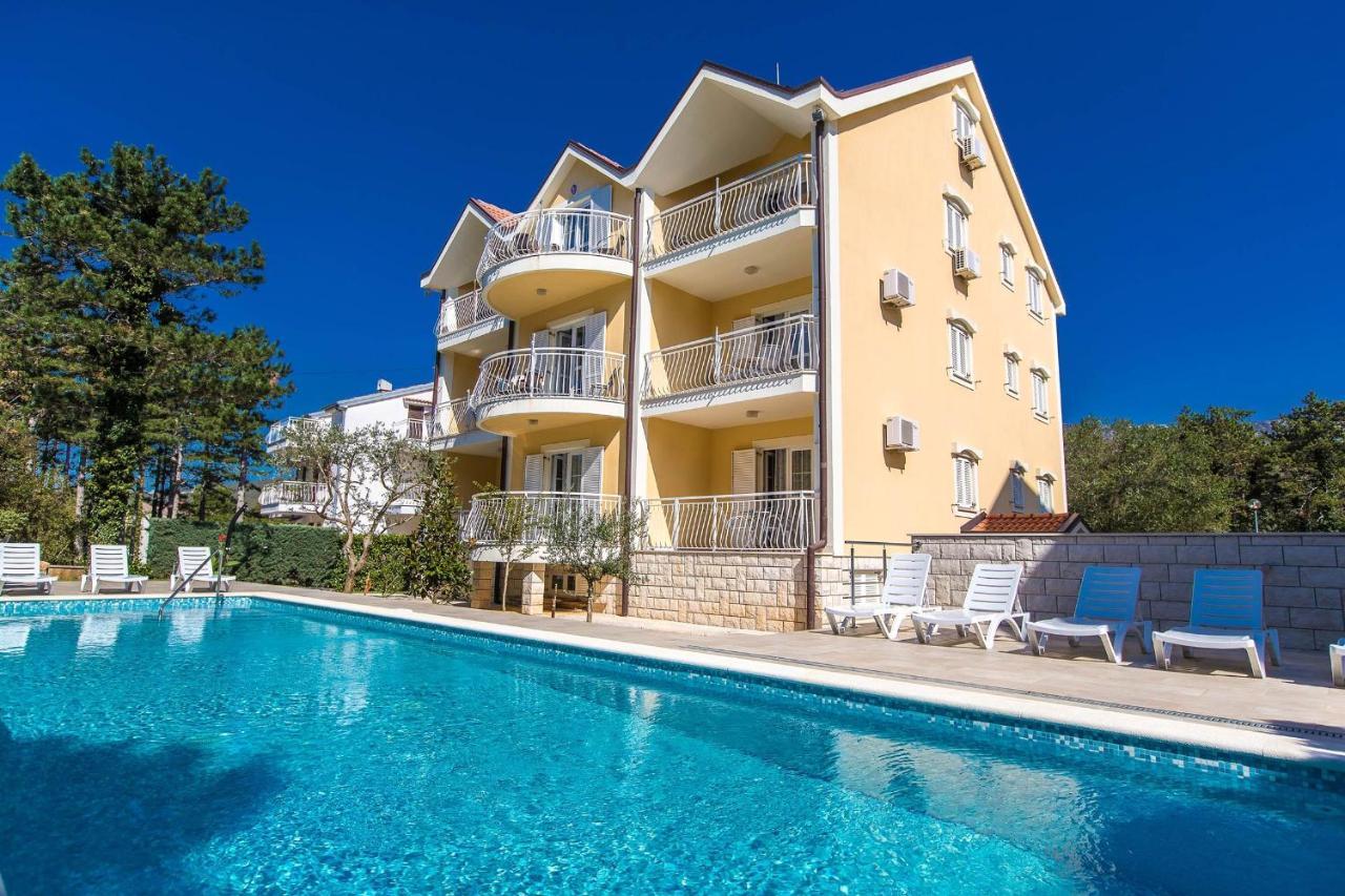 Apartments With A Swimming Pool Jadranovo, Crikvenica - 3238 Kültér fotó